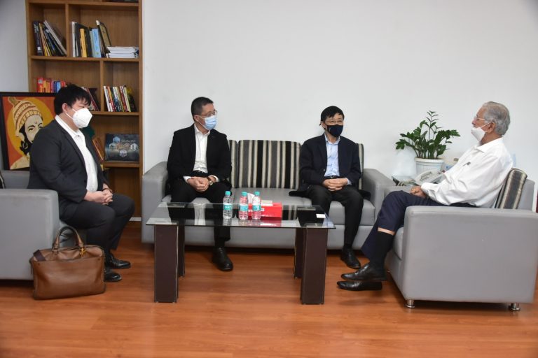 सिंगापूरच्या कौन्सिल जनरल यांनी घेतली उद्योगमंत्र्यांची सदिच्छा भेट
