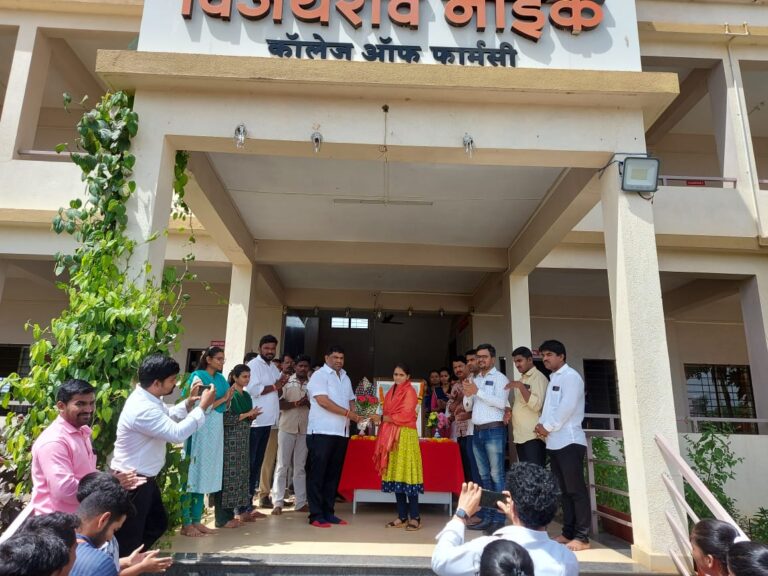 सिंधुदुर्ग: स्व. विजयराव नाईक यांच्या स्मृतिदिनी विविध कार्यक्रम