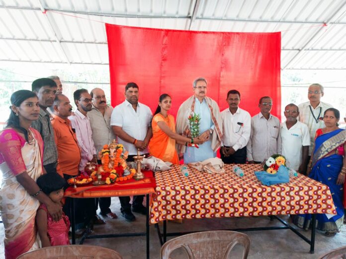 गोळवण शिवसेनेच्या वतीने खा. अनिल देसाई यांचा सत्कार