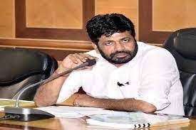 शालेय शिक्षण राज्यमंत्री बच्चू कडू1