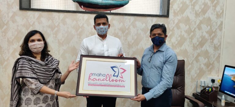 हातमाग महामंडळाव्दारे उत्पादीत हातमाग वस्त्रांना बाजारपेठेत योग्य स्थान मिळावे याकरीता “महा हॅण्डलूम्स” बोधचिन्ह