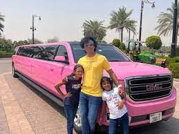 मराठी अभिनेता सिद्धार्थ जाधव कुटुंबियांसमवेत दुबईत !