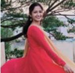 ऋतुजा टंकसाळे ही नवोदित अभिनेत्री "प्रेम म्हणजे काय असतं" या चित्रपटातून पदार्पण