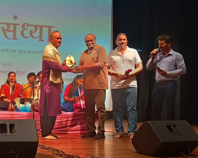 Pravin gavkar satkar डॉ.प्रविण गांवकर यांचा जनसेवा प्रतिष्ठानतर्फे सत्कार