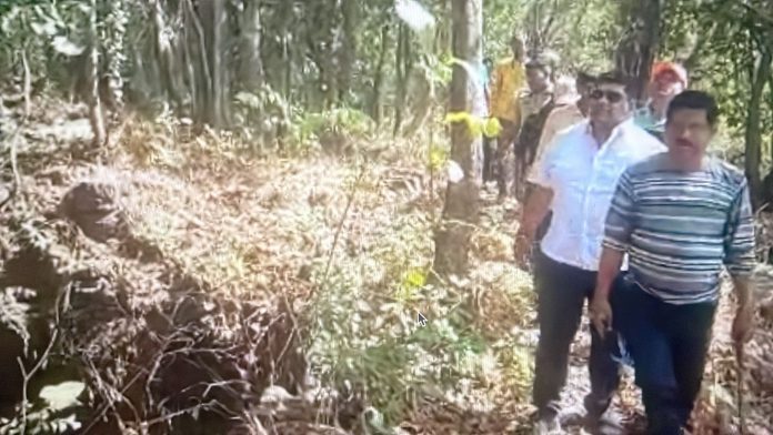 आ. वैभव नाईक यांनी उपस्थित राहून सिद्धगडाची पाहणी आ. वैभव नाईक यांनी उपस्थित राहून सिद्धगडाची केली पाहणी