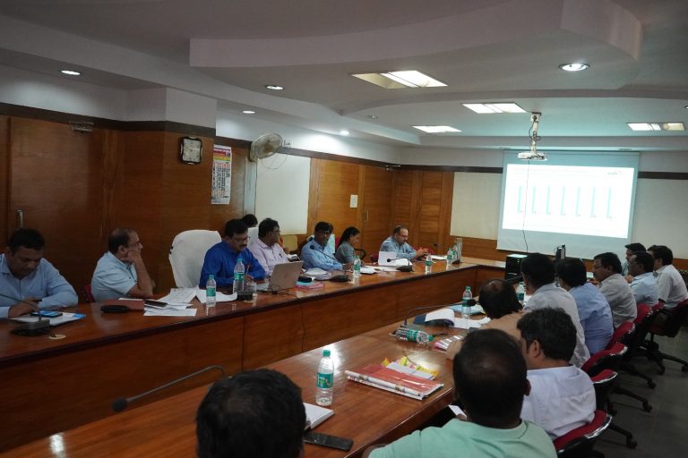 वीज ग्राहकांना 100 टक्के अचूक वीज देण्याच्या मा.श्री. डांगे यांच्या सूचना