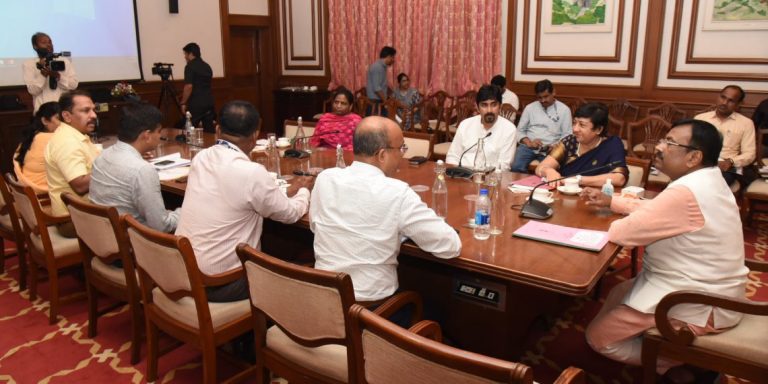 राज्यात निम खारे पाण्यातील मत्स्यसंवर्धनाला प्राधान्य 