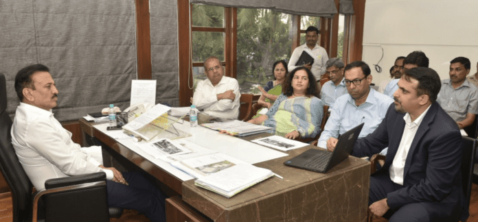 Maharashtra: शासकीय वैद्यकीय महाविद्यालय व रुग्णालयांमध्ये रेडिओलॉजी सेवा पुरविण्याबाबतचे निर्देश -वैद्यकीय शिक्षण मंत्री श्री. महाजन