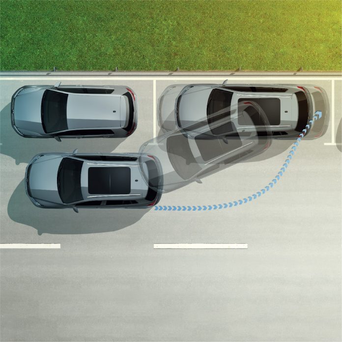 Volkswagen Tiguan_Park Assist_1 वोक्सवॅगन इंडियाची प्रमुख एसयूव्हीडब्ल्यू, टिग्वान आता झाली अधिक प्रगत