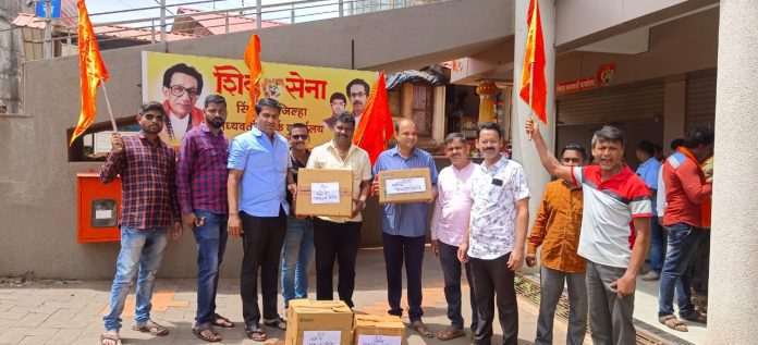 कणकवलीत शिवसेना उद्धव ठाकरे पक्षाच्या वतीने जागतिक खोके दिन साजरा शिवसेना, उद्धव ठाकरे,५० खोके एकदम ओके