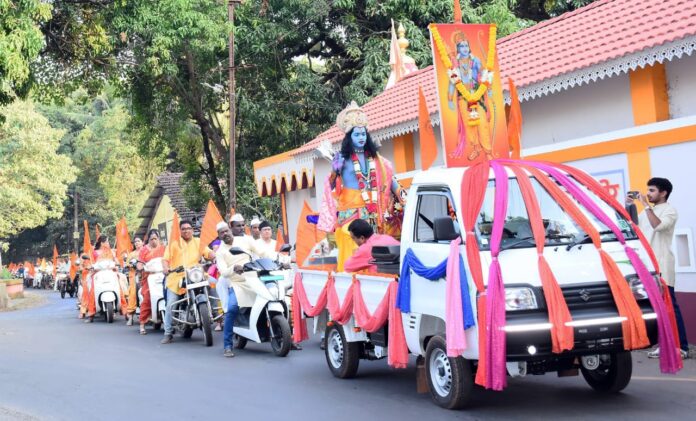 वेंगुर्ला येथील मंगल कलशाच्या यात्रेत शेकडो रामभक्त व हिदूधर्माभिमानी सहभागी झाले होते.