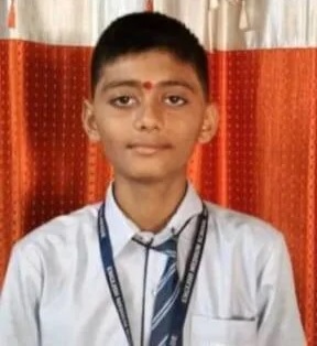 कु.वेदांत उदय पाटकर इंग्लिश मीडियम स्कूल तळवडेचे प्रश्नमंजुषा स्पर्धेत यश