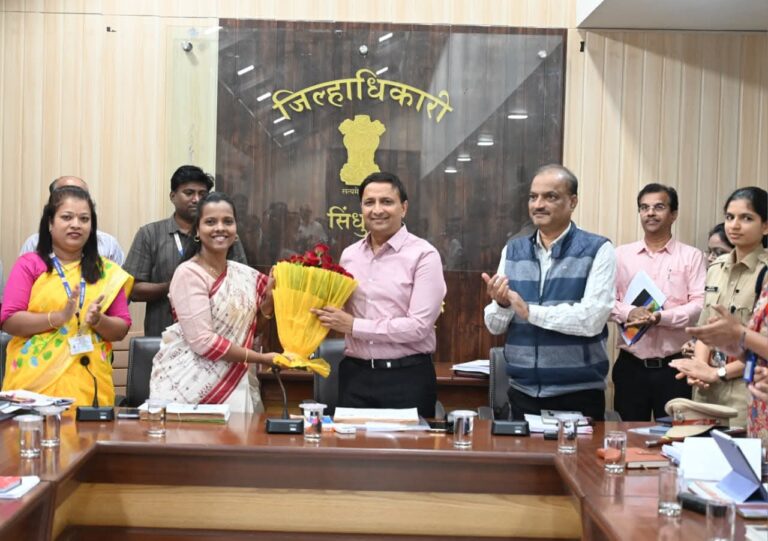 “सिंधुदुर्गातील पर्यटन विकासासाठी पायाभूत सुविधांना गती देण्याचे निर्देश” – डॉ. विजय सुर्यवंशी