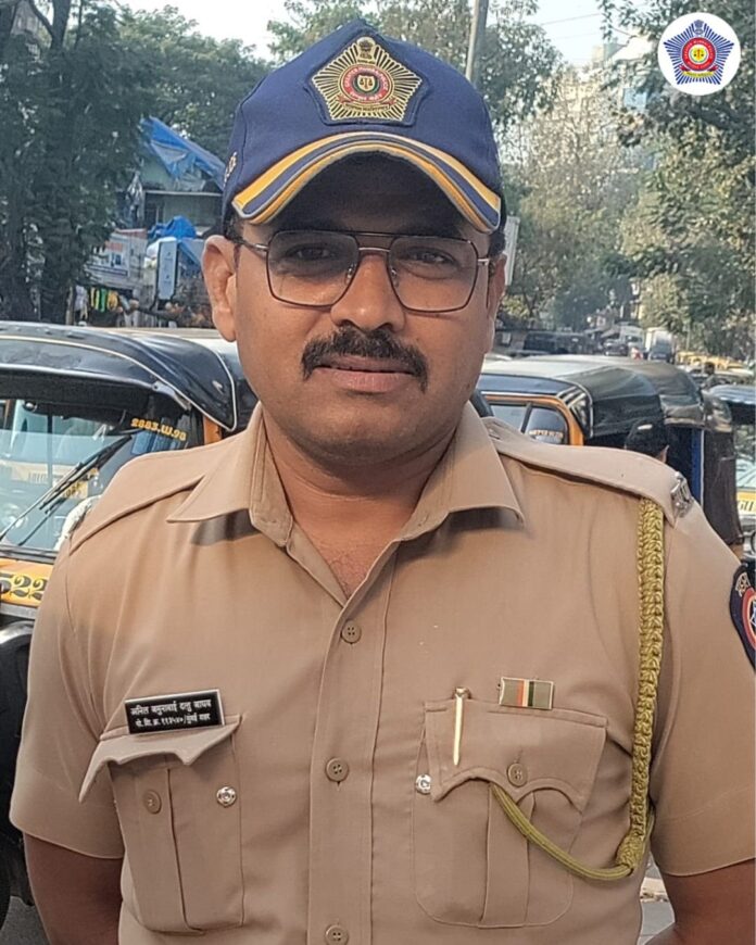 पोलीस कॉन्स्टेबल अनिल जाधव कर्तव्य, शौर्य आणि तत्परता : मुंबई पोलिसांची आणखी एक धाडसी कामगिरी