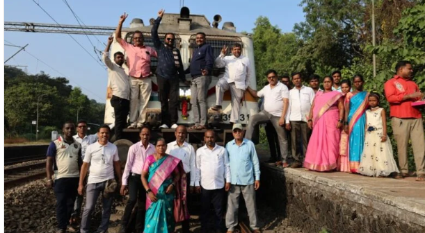 संगमेश्वर रोड स्थानकाला पोरबंदर व जामनगर एक्सप्रेसचा अधिकृत थांबा संगमेश्वर रोड स्थानकाला पोरबंदर व जामनगर एक्सप्रेसचा अधिकृत थांबा