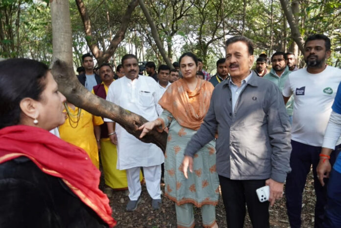 सत्तेच्या अहंकाराचं उघड प्रदर्शन सत्तेच्या अहंकाराचं उघड प्रदर्शन