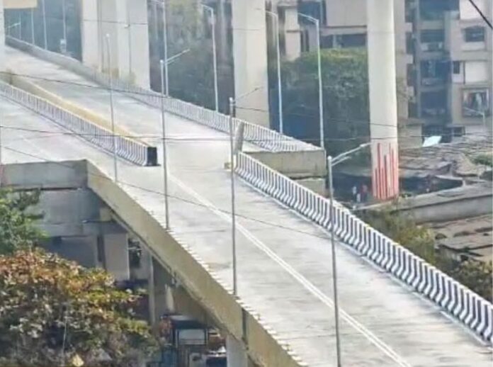 मीरा रोडचा फ्लायओव्हर चर्चेत
