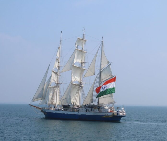 लोकयान २६ अंतर्गत आयएनएस सुदर्शनीचे आगमन