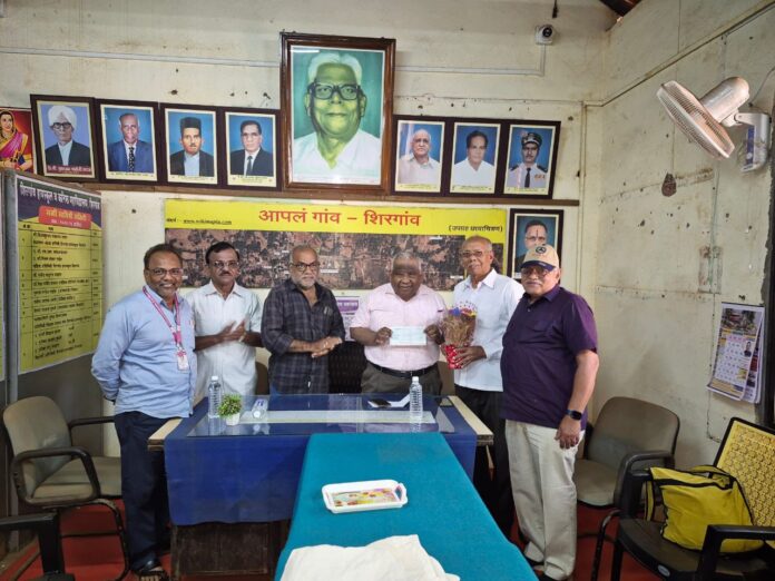 माजी विद्यार्थी सहदेव लोके यांची दीड लाखांची देणगी