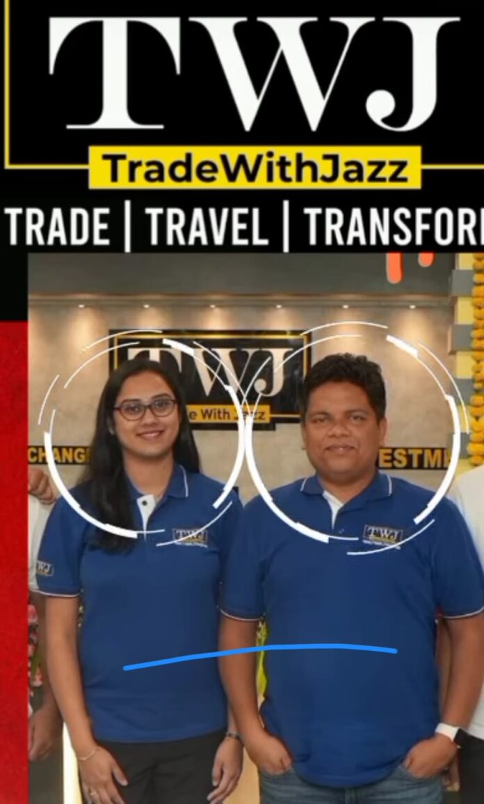 आली आहे. आतापर्यंतच्या तपासात ३७ गुंतवणूकदारांची कोट्यवधी रुपयांची फसवणूक झाल्याचे निष्पन्न झाले असून, फसवणुकीचा व्याप आणखी वाढण्याची शक्यता वर्तवण्यात येत आहे. आर्थिक गुन्हे शाखेकडून गुन्हे शाखेकडून प्रकरणाचा सखोल तपास सुरू असून संबंधित आर्थिक व्यवहारांची तपासणी केली जात आहे. गुंतवणूकदारांच्या हिताचे संरक्षण करण्यासाठी ठाणे पोलीस कटिबद्ध असून, नागरिकांनी अशा प्रकारच्या अवास्तव परताव्याच्या आमिषांना बळी न पडता दक्ष राहावे, असे आवाहन पोलिसांकडून करण्यात आले आहे.