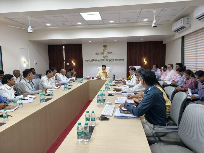 आरोग्य सेवांच्या गुणवत्तेसाठी समित्यांचे पुनरुज्जीवन आवश्यक – मंत्री प्रकाश आबिटकर