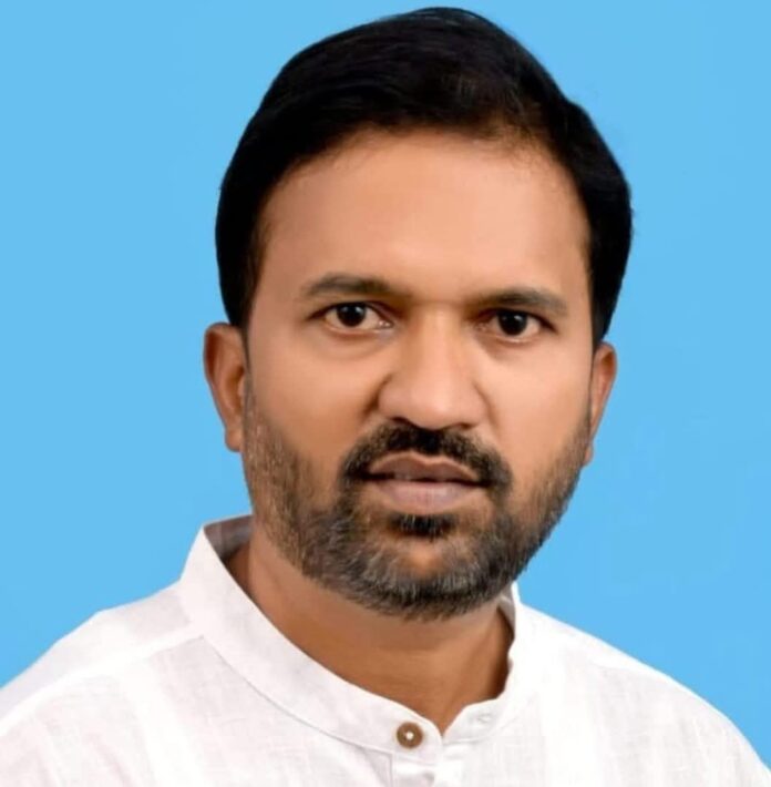 निकृष्ट कामांवर आमदार कारवाई करतील का? – मनसेचे कुणाल किनळेकरांचा सवाल