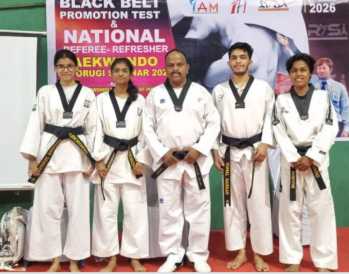 राष्ट्रीय तायक्वांदो पंच परीक्षेत सिंधुदुर्गच्या खेळाडूंचे यश; जिल्ह्याचा गौरव राष्ट्रीय तायक्वांदो पंच परीक्षेत सिंधुदुर्गच्या खेळाडूंचे यश; जिल्ह्याचा गौरव