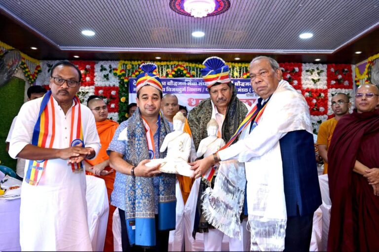 गिर्ये बुद्धविहाराचा ५१ वा वर्धापन दिन उत्साहात; सामाजिक न्यायासाठी शासन कटिबद्ध – नितेश राणे