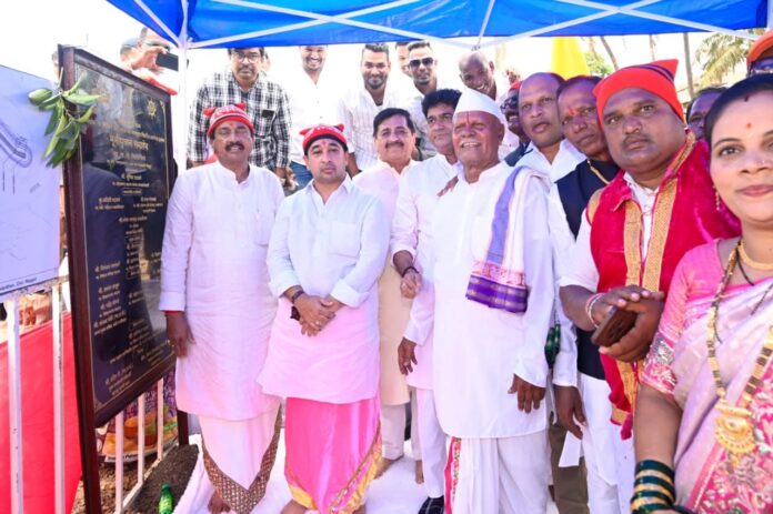 भरडखोल मासेमारी बंदराच्या विकास कामांचा भूमिपूजन सोहळा संपन्न
