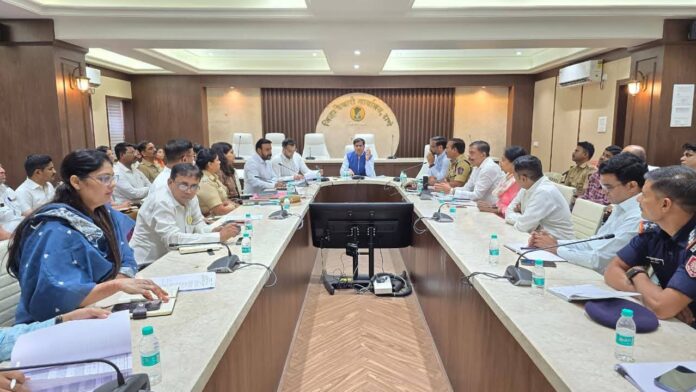 मान्सूनपूर्व तयारीचा ठाणे जिल्हाधिकाऱ्यांकडून सविस्तर आढावा