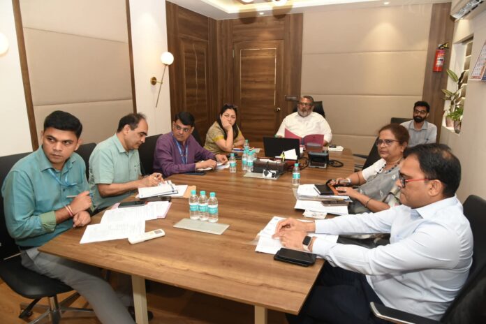 माथाडी कामगारांकडून ५० किलोपेक्षा अधिक वजनाची हाताळणी करण्यास प्रतिबंध