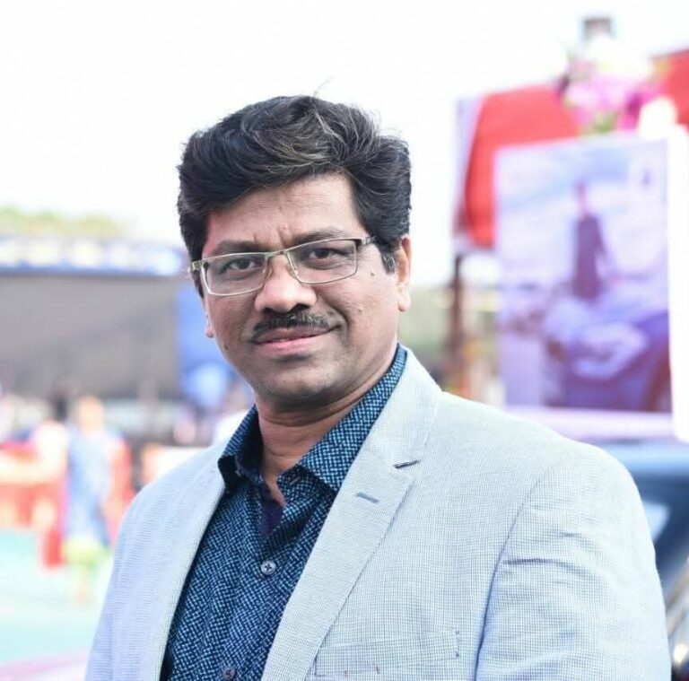 रिलायन्सच्या जनसंपर्क अधिकाऱ्यावर महिला कंत्राटदाराच्या विनयभंग प्रकरणी गुन्हा दाखल