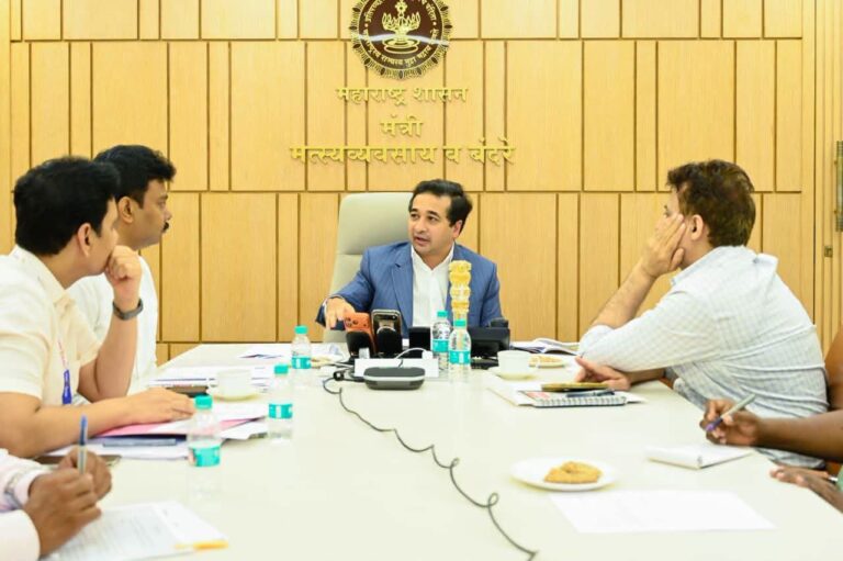 वैभववाडी–कोल्हापूर नवीन रेल्वे मार्गाच्या प्रस्तावाचा मंत्रालयात आढावा