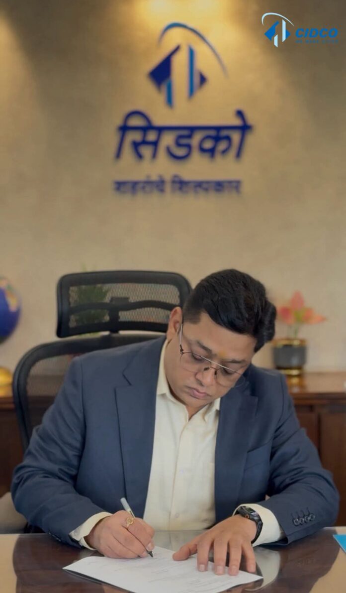 सिडकोच्या उपाध्यक्ष तथा व्यवस्थापकीय संचालकपदी IAS अश्विन मुद्गल सिडकोच्या उपाध्यक्ष तथा व्यवस्थापकीय संचालकपदी IAS अश्विन मुद्गल