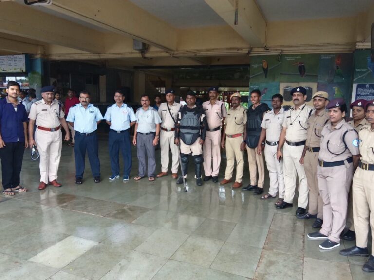 चिपळूण रेल्वे स्थानकावर पूरस्थिती हाताळण्यासाठी संयुक्त प्रात्यक्षिक सराव