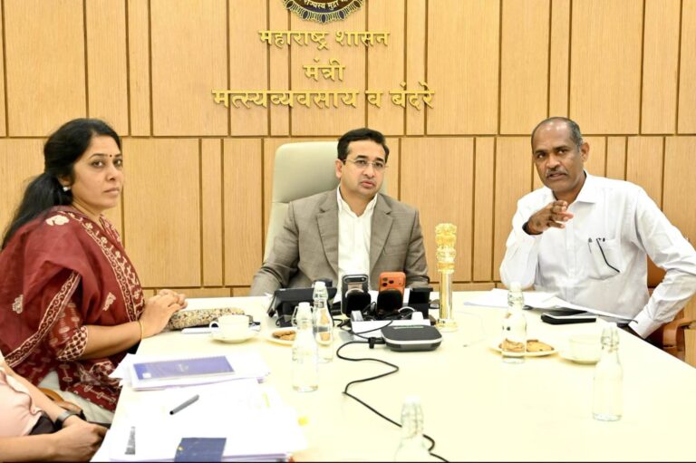 मोर्शीतील मत्स्य विज्ञान महाविद्यालयाच्या कामांना गती द्या - मत्स्यव्यवसाय व बंदरे मंत्री  नितेश राणे 