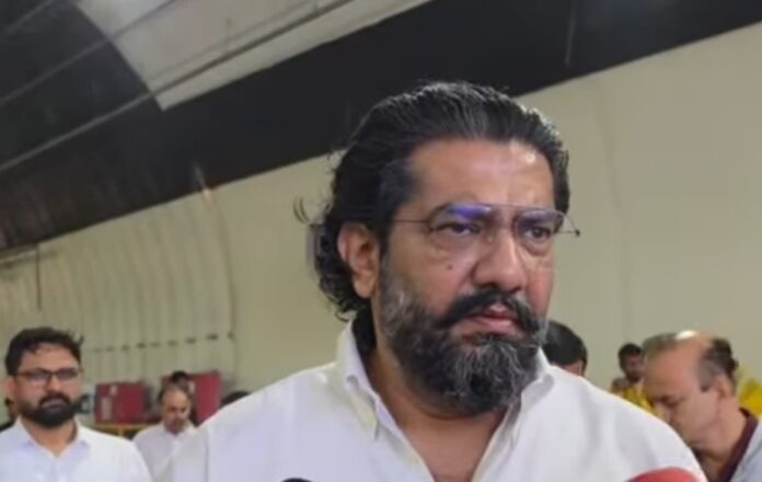 कनेक्टिंग लिंक प्रकल्पाच्या एंट्री पॉईंटजवळ दरड; सार्वजनिक बांधकाम मंत्री शिवेंद्रसिंहराजे भोसले यांची घटनास्थळी पाहणी