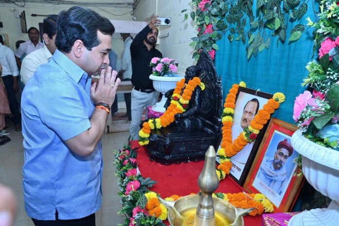सिंधुदुर्गनगरीत विशेष आरोग्य शिबिराची पाहणी; गुणवत्तापूर्ण आरोग्य सेवेबाबत समाधान सिंधुदुर्गनगरीत विशेष आरोग्य शिबिराची पाहणी; गुणवत्तापूर्ण आरोग्य सेवेबाबत समाधान