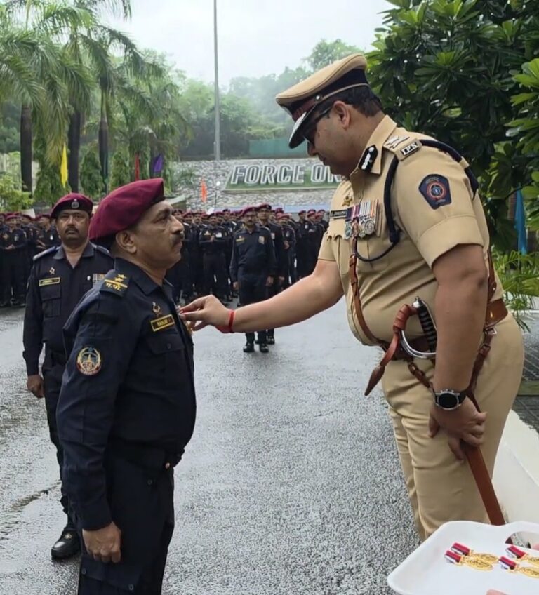 PSI संजय चव्हाण यांच्या कर्तृत्वाला भारत सरकारच्या ‘अति उत्कृष्ट सेवा पदका’चा सन्मान!