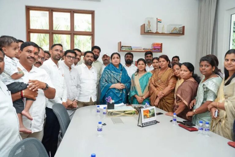 माळेगाव नगरपंचायत क्षेत्रातील विकासकामांना गती देण्याच्या सूचना; प्रलंबित कामांचा आढावा