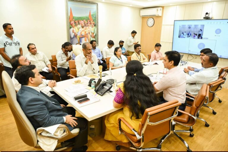मोरा मच्छीमारांच्या नुकसानभरपाई प्रश्न प्रक्रिया विनाविलंब पूर्ण करण्याच्या सूचना – नितेश राणे