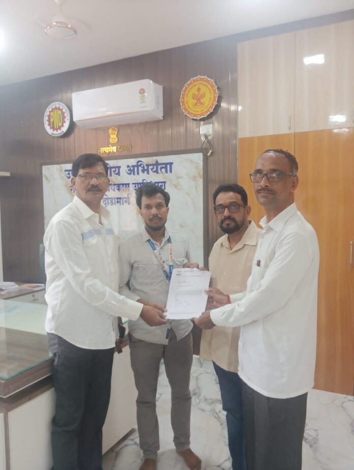 जुन्या मणेरी पुलाची सुरक्षा तपासा; बाबू गवस यांचे निवेदन