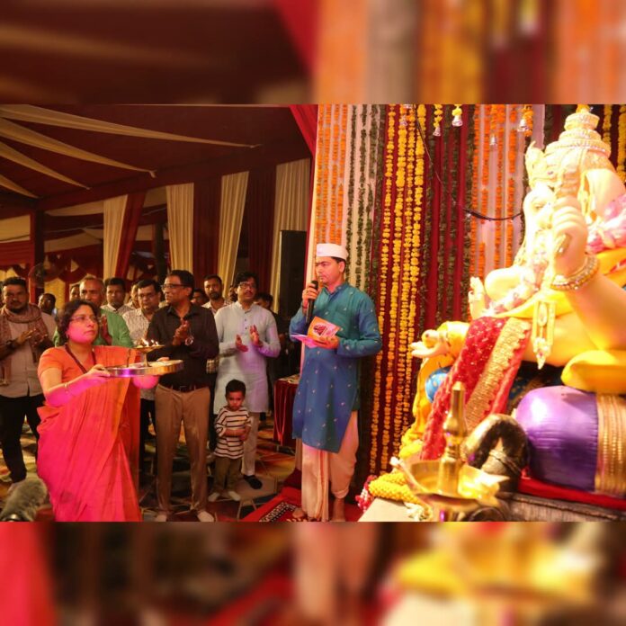 दिल्लीतील महाराष्ट्र सदनाच्या गणेशोत्सवाला उत्स्फूर्त प्रतिसाद दिल्लीतील महाराष्ट्र सदनाच्या गणेशोत्सवाला उत्स्फूर्त प्रतिसाद