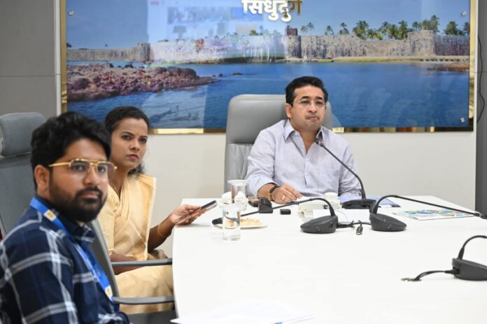 दुष्काळसदृश्य परिस्थितीत बाधित मच्छिमारांना मदतीसाठी माहिती संकलित करा दुष्काळसदृश्य परिस्थितीत बाधित मच्छिमारांना मदतीसाठी माहिती संकलित करा - मत्स्यव्यवसाय मंत्री नितेश राणे