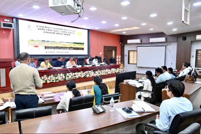 दुष्काळी परिस्थितीचा मत्स्यव्यवसायावर परिणाम; चार जिल्ह्यांचा आढावा