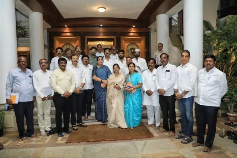 माळेगाव साखर कारखान्याच्या कामकाजाचा आढावा; शेतकरी व कामगारांच्या प्रश्नांवर चर्चा