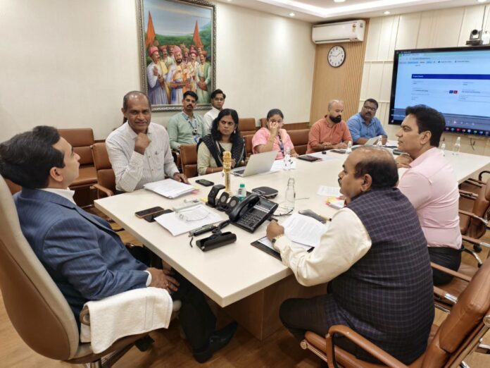 मुख्यमंत्री मत्स्यसंपदा योजनेला गती; ऑनलाइन पोर्टल पूर्ण होईपर्यंत ऑफलाइन प्रस्ताव स्वीकारण्याचे निर्देश