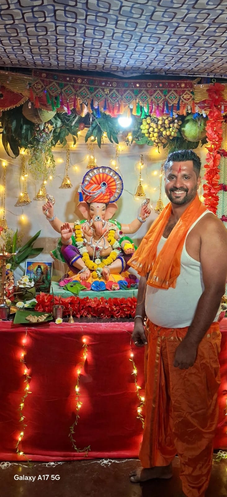 शुभम गावडे कुटुंबीयांच्या घरी विराजमान झाले श्री गणराय