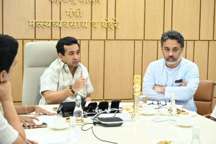 सिंधुदुर्गातील CRZ व NCLT प्रकरणावर मंत्रालयात बैठक; मंत्री नितेश राणे यांची माहिती सिंधुदुर्गातील CRZ व NCLT प्रकरणावर मंत्रालयात बैठक; मंत्री नितेश राणे यांची माहिती