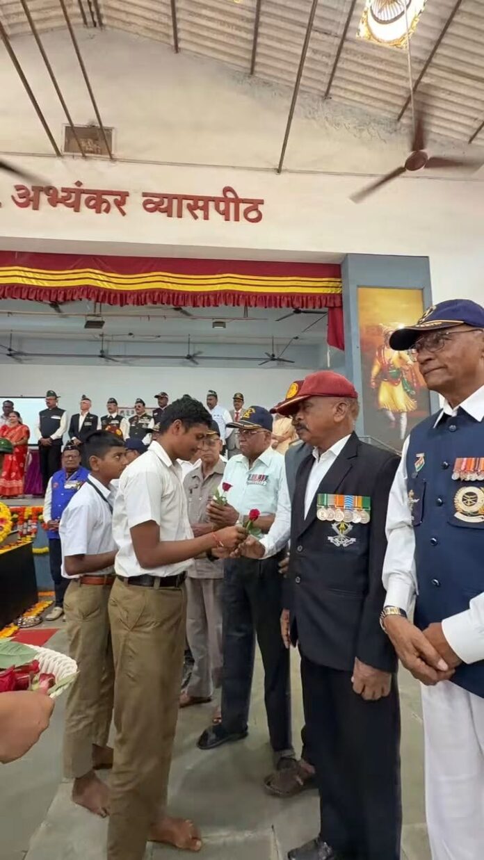 चिपळूणमध्ये शौर्य दिन व सेवा संकल्प अभियान; शूरवीरांच्या त्यागाला मानवंदना